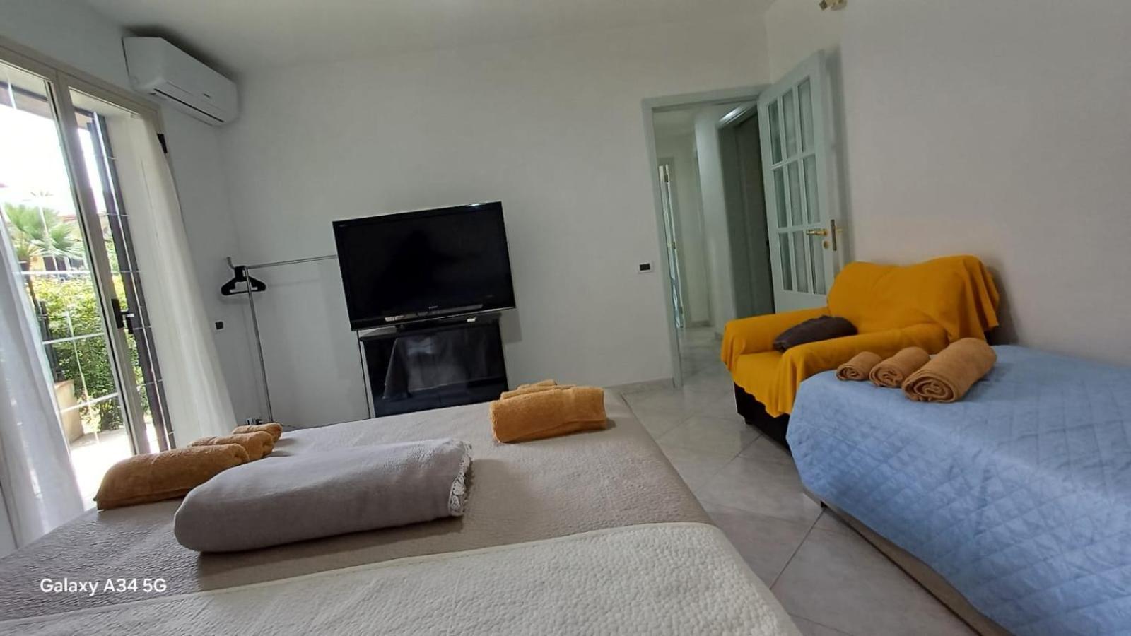 Casa Vacanze Aml Mascali Luaran gambar